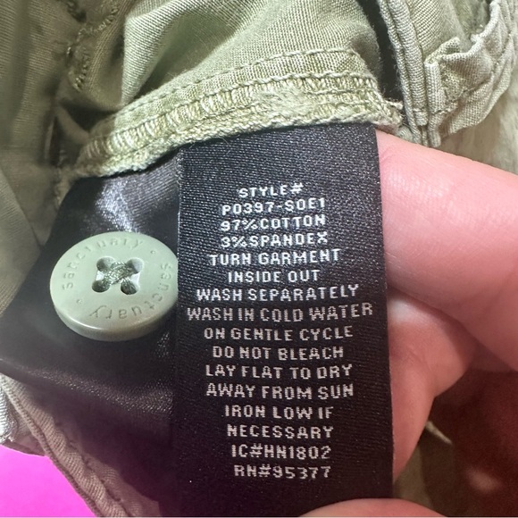 Sanctuary Terrain Green Cropped Eyelet Cargo Pants 28 NWT - Picture 8 of 8